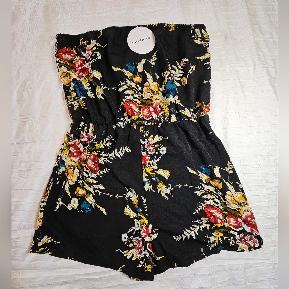 Shein Vacay Romper Size Large NWT